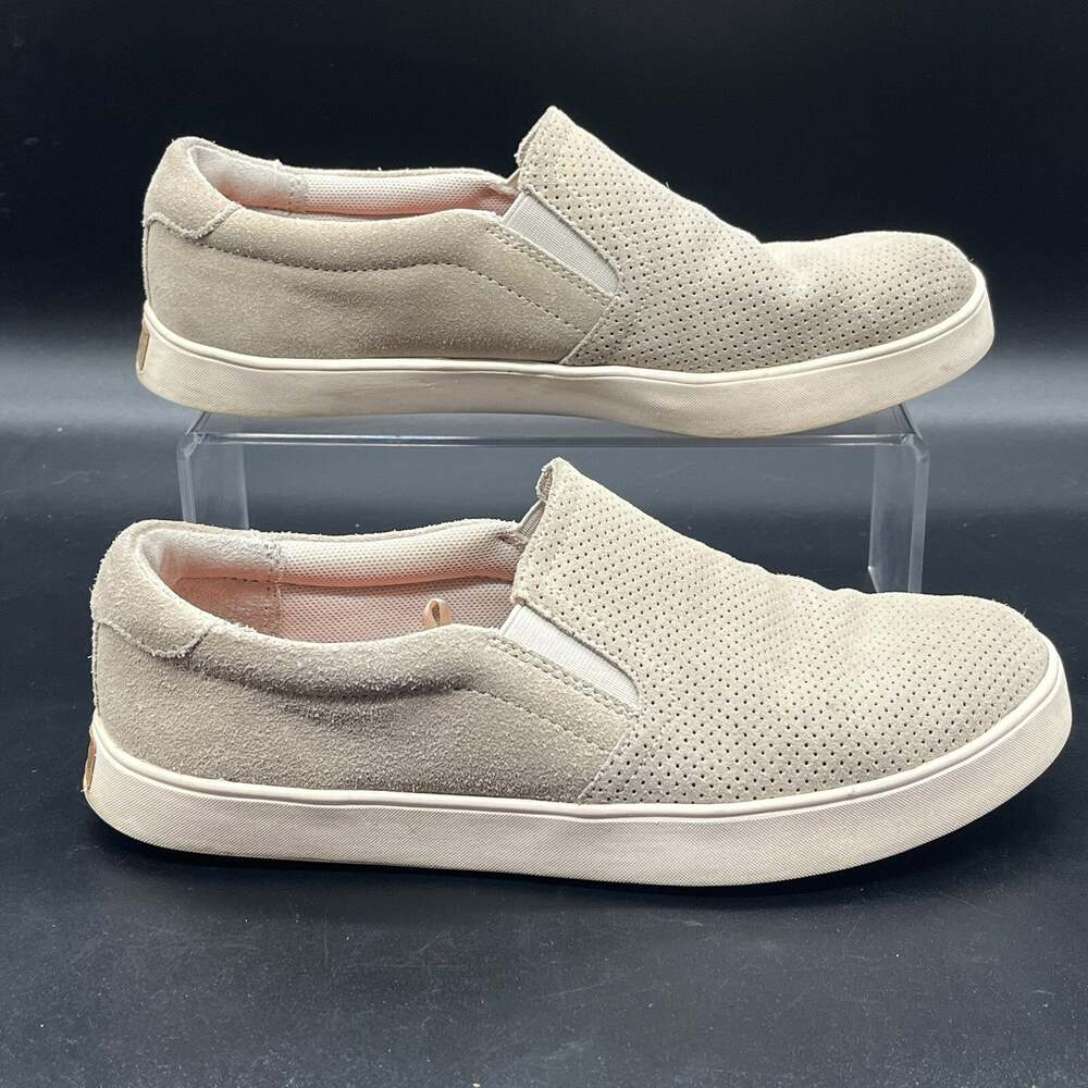 Dr. Scholls madison slip on sneaker beige womens size 7 casual leather upper